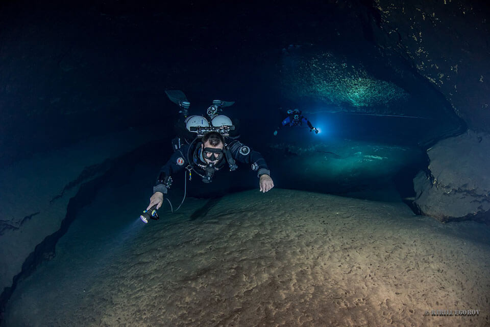 Devil’s Caves, Florida